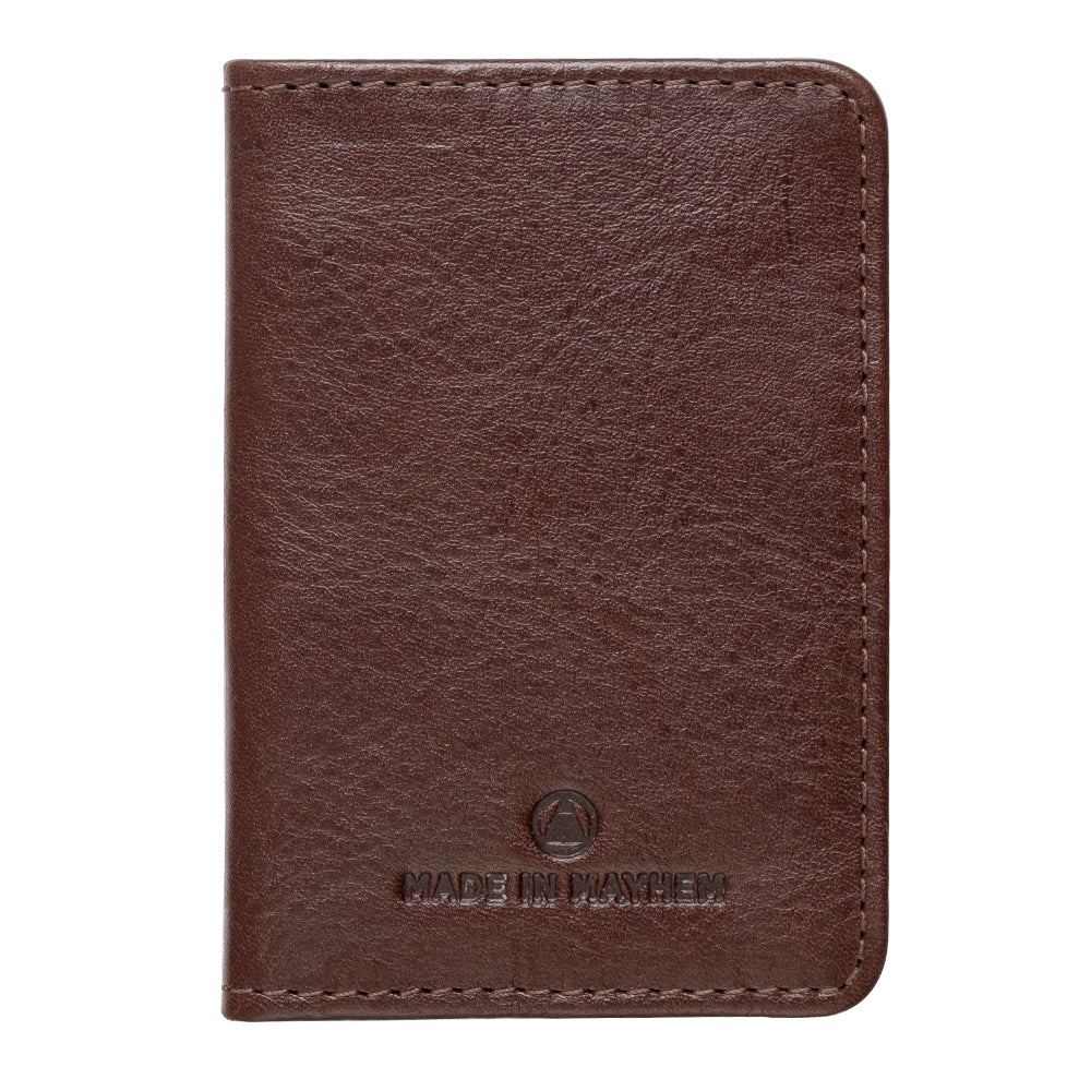 Slim leather bifold wallet for men